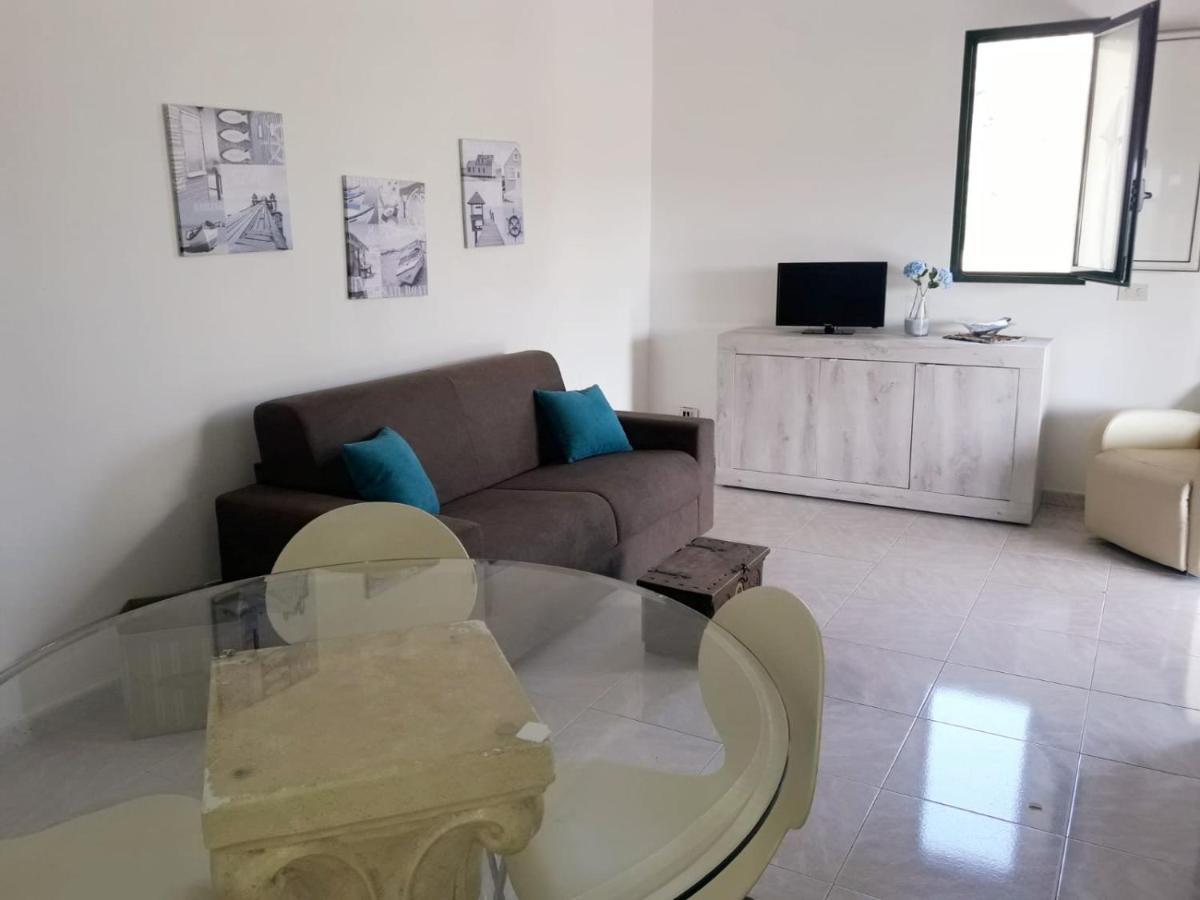 Agriturismo L' Annunziata ลิซซาโน ภายนอก รูปภาพ